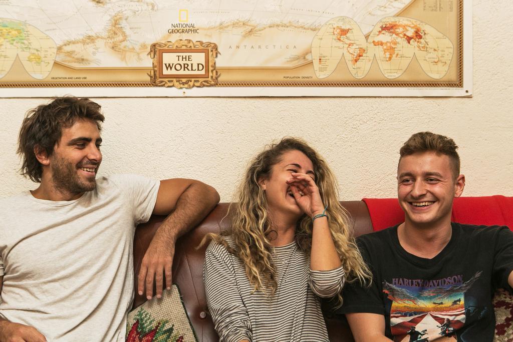Pars Tailor'S Hostel Barcelona Bagian luar foto