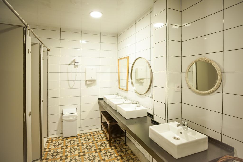 Pars Tailor'S Hostel Barcelona Ruang foto