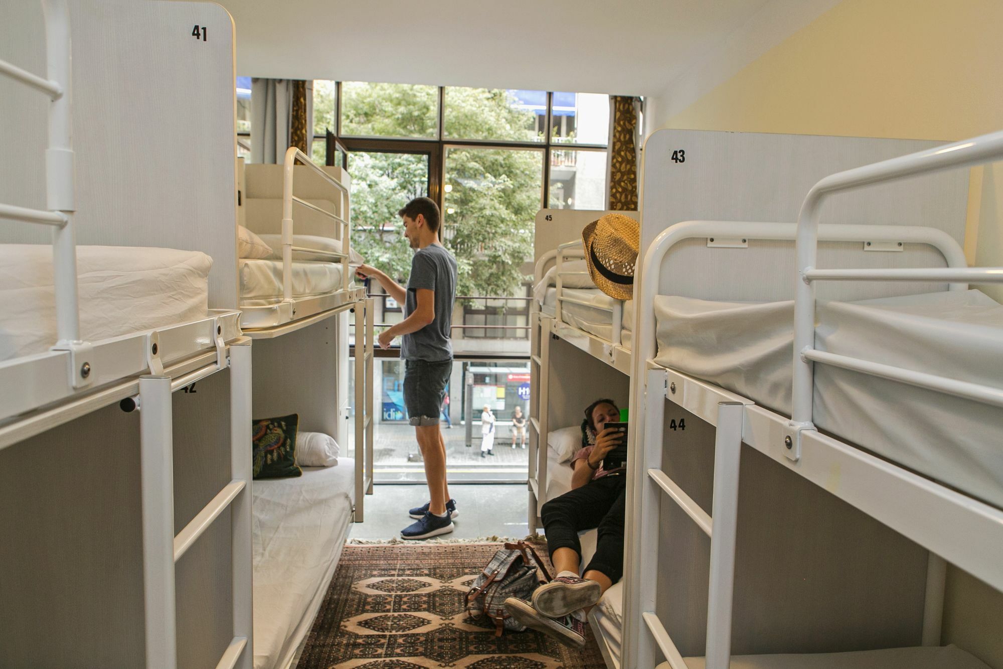Pars Tailor'S Hostel Barcelona Bagian luar foto
